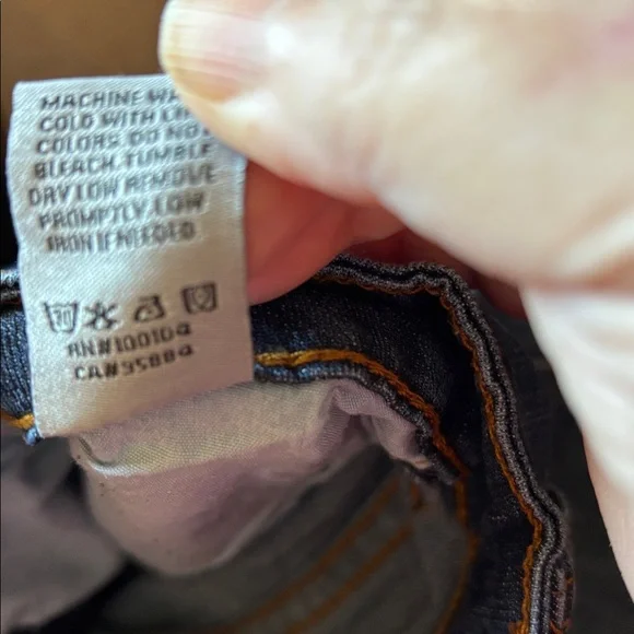 !it jeans Dark Blue Women's Jean Shorts 6 - Picture 9 of 9